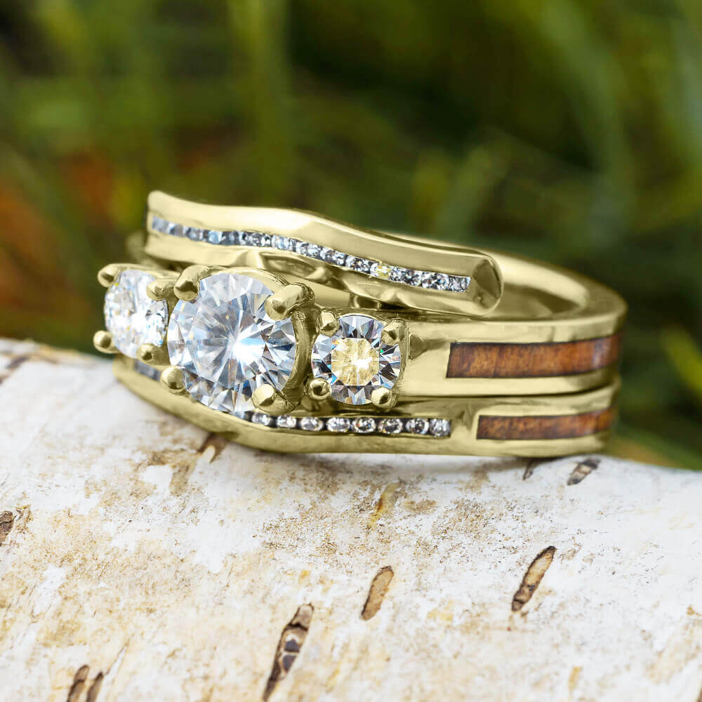 Unique Yellow Gold Engagement Ring Set