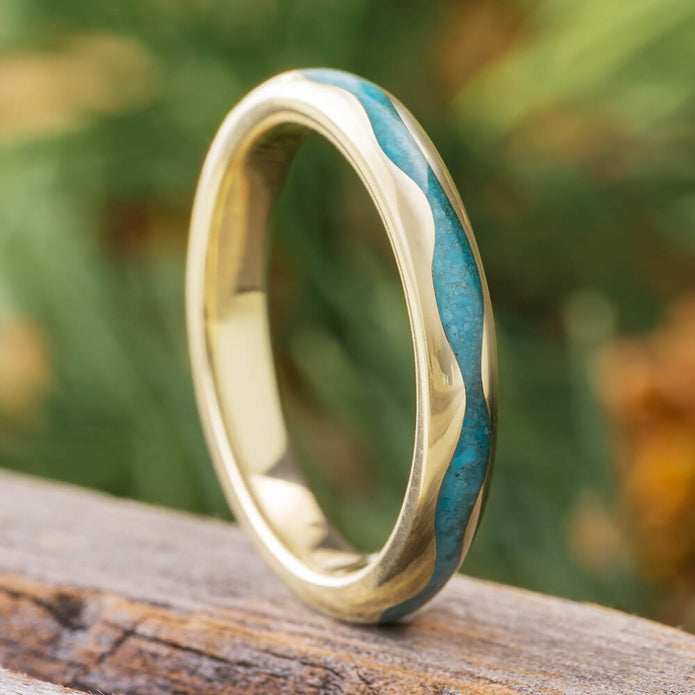 Wavy Gold Ring with Turquoise Inlay Jewelry By Johan