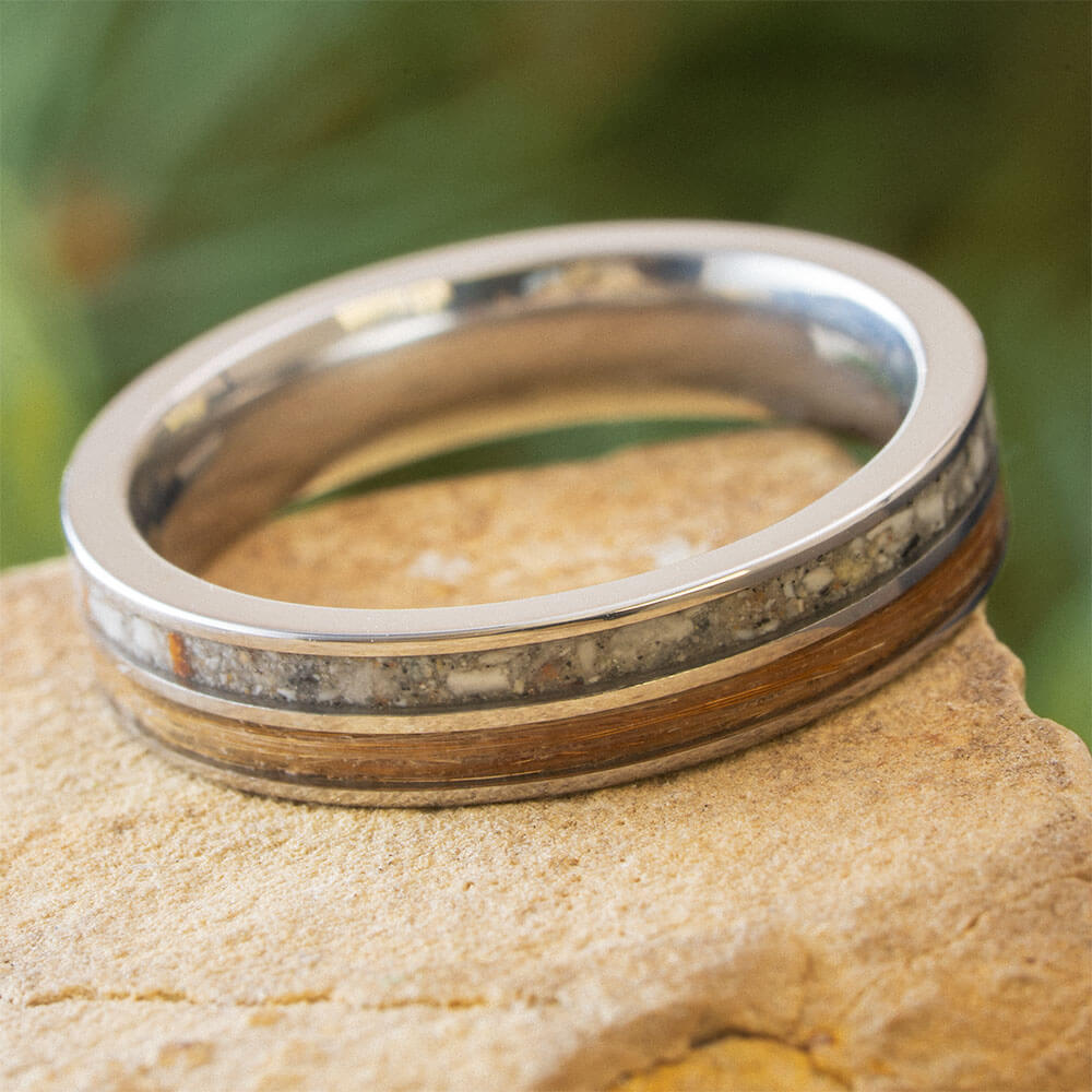 Pet Memorial Ring with Fur and Ashes