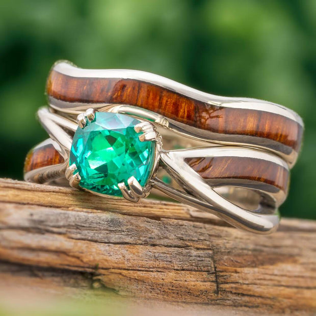 White Gold Bridal Set with Wood and Emerald