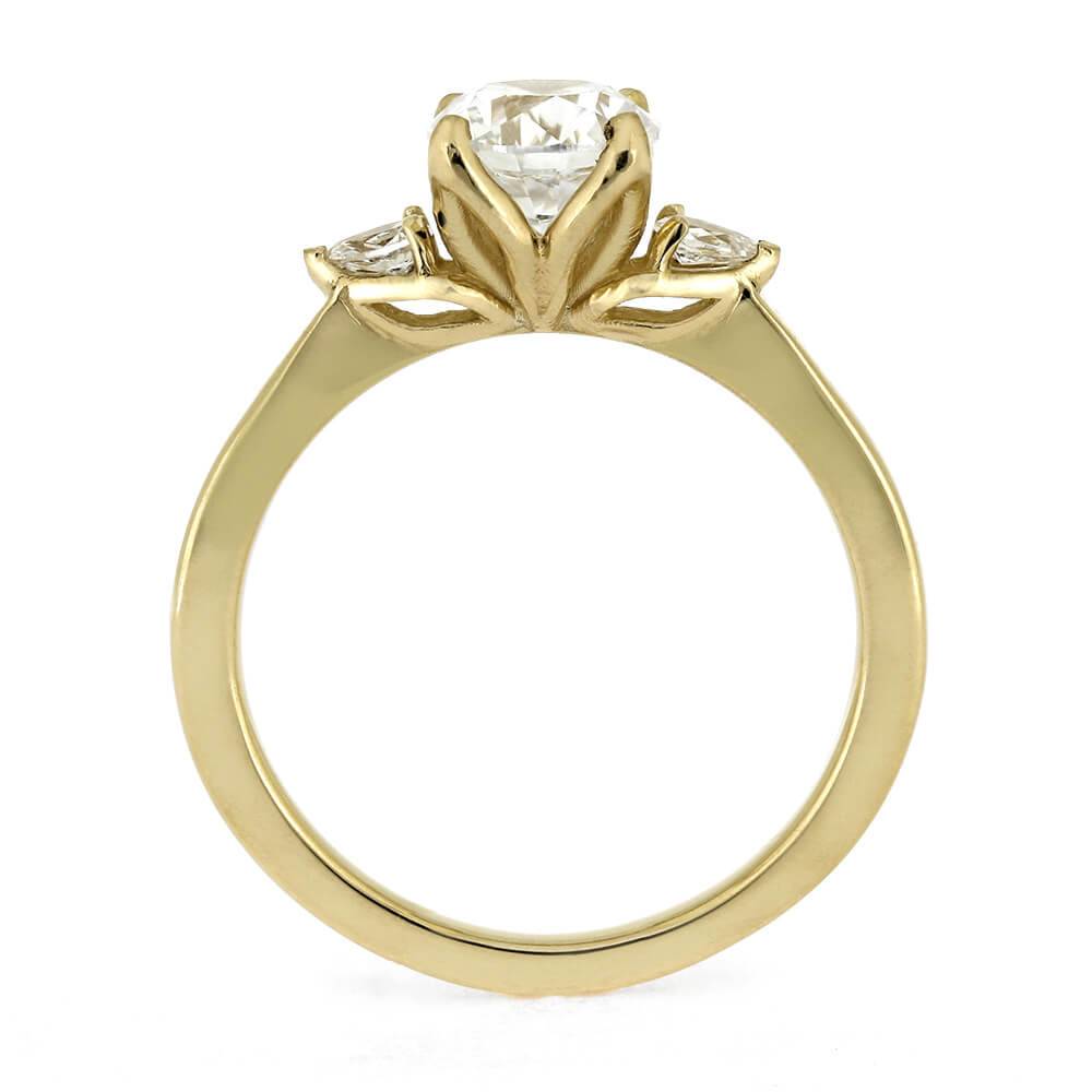 Nature Ring with Diamonds