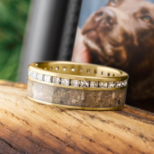 Ashes Memorial Ring with Diamonds