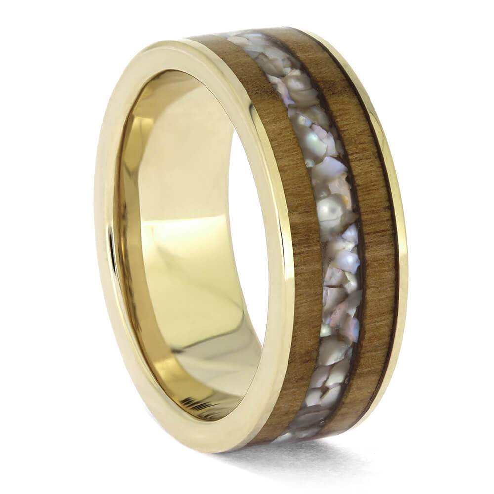 Elegant pearl and olive wood ring in white gold