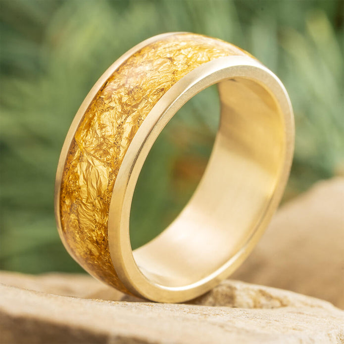 Men's Gold Band Stunning Wedding Ring 14k Yellow Gold