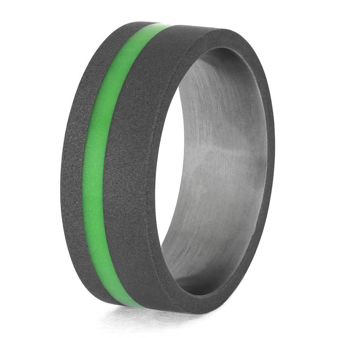 Gray ring with a green stripe on a white background