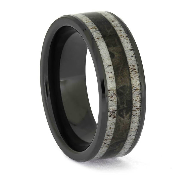 Men's antler wedding band with camo inlay and black ceramic base, featuring a polished beveled profile. Unique ring for outdoor enthusiasts.