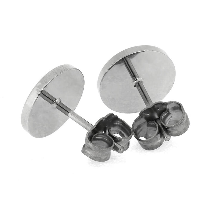 Stud Earrings in Titanium