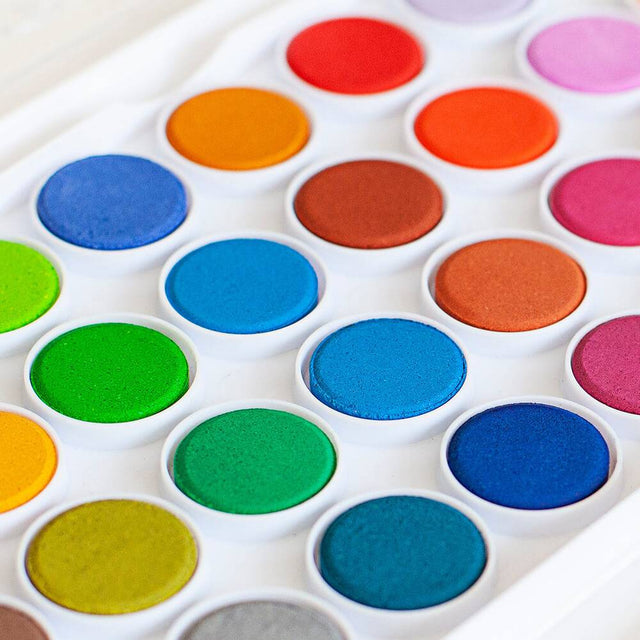 Colored enamel to be used for jewelry