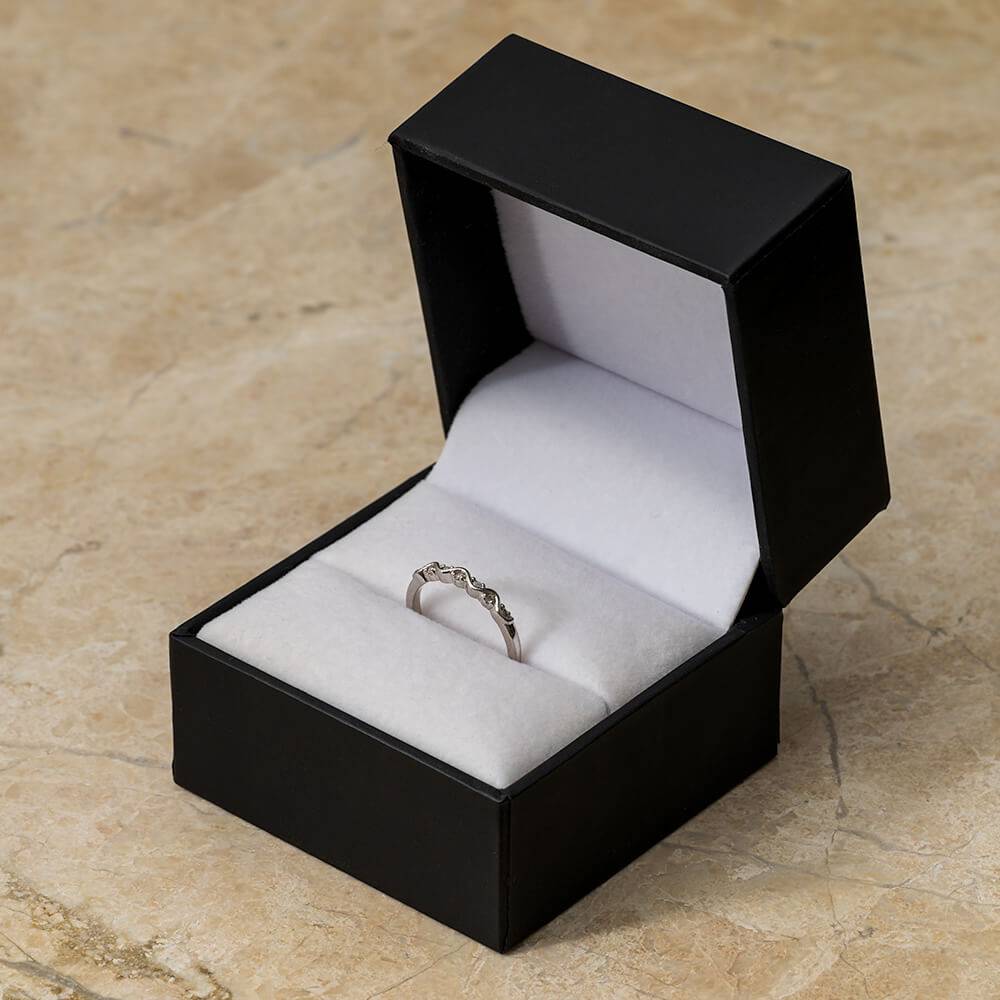 Swirling Diamond Ring