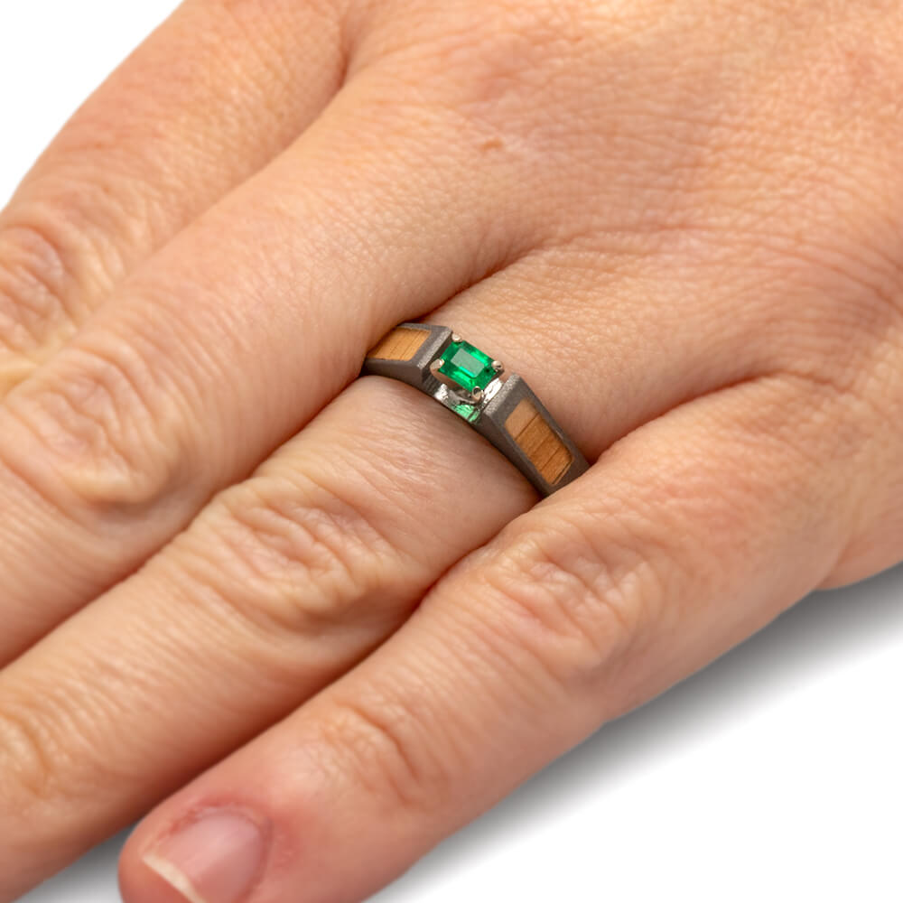 Emerald Ring with Oak Wood Panels and a Sandblasted Titanium-1836 - Jewelry by Johan