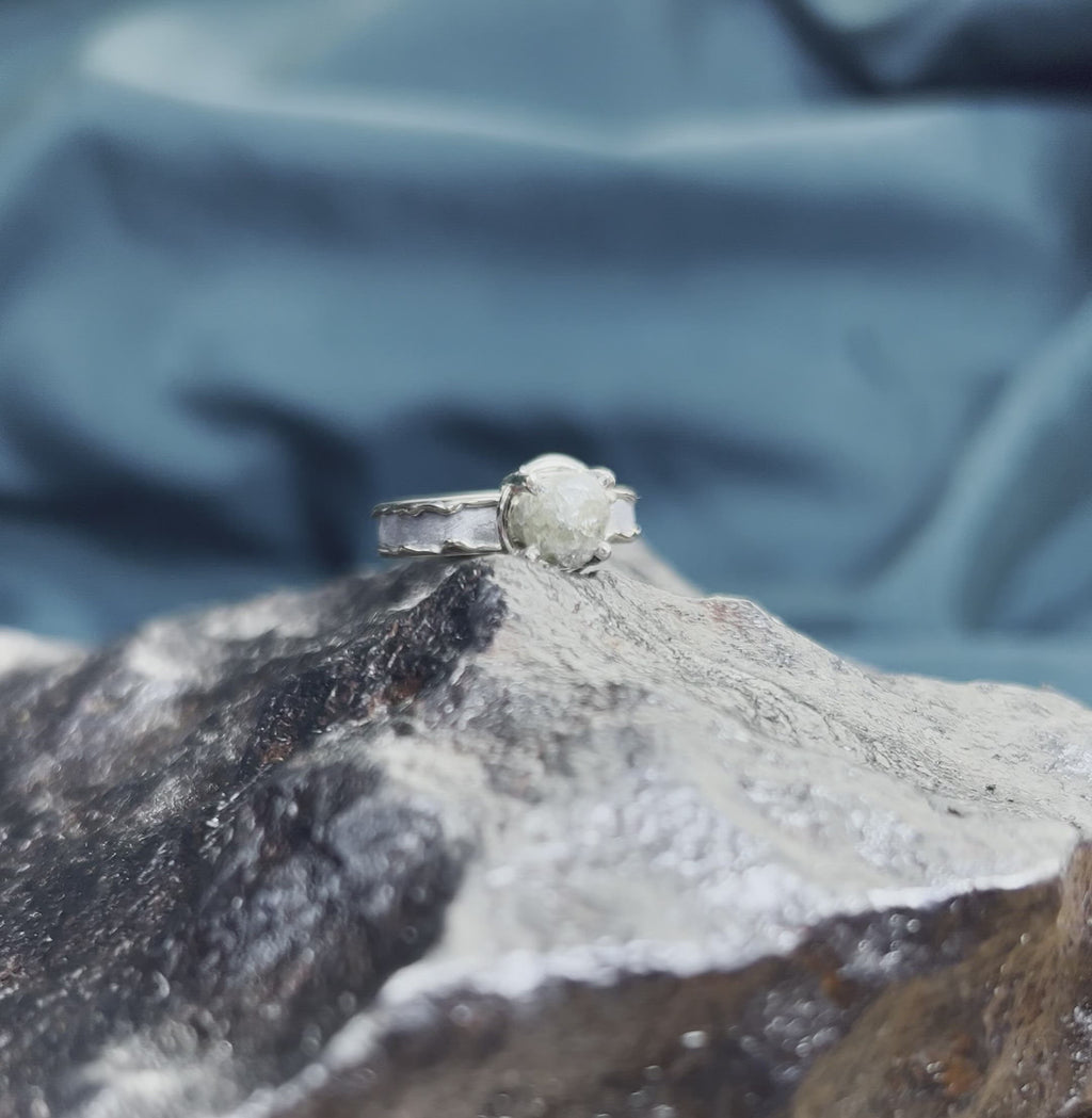 Raw uncut diamond ring | Marla – Aura Muse