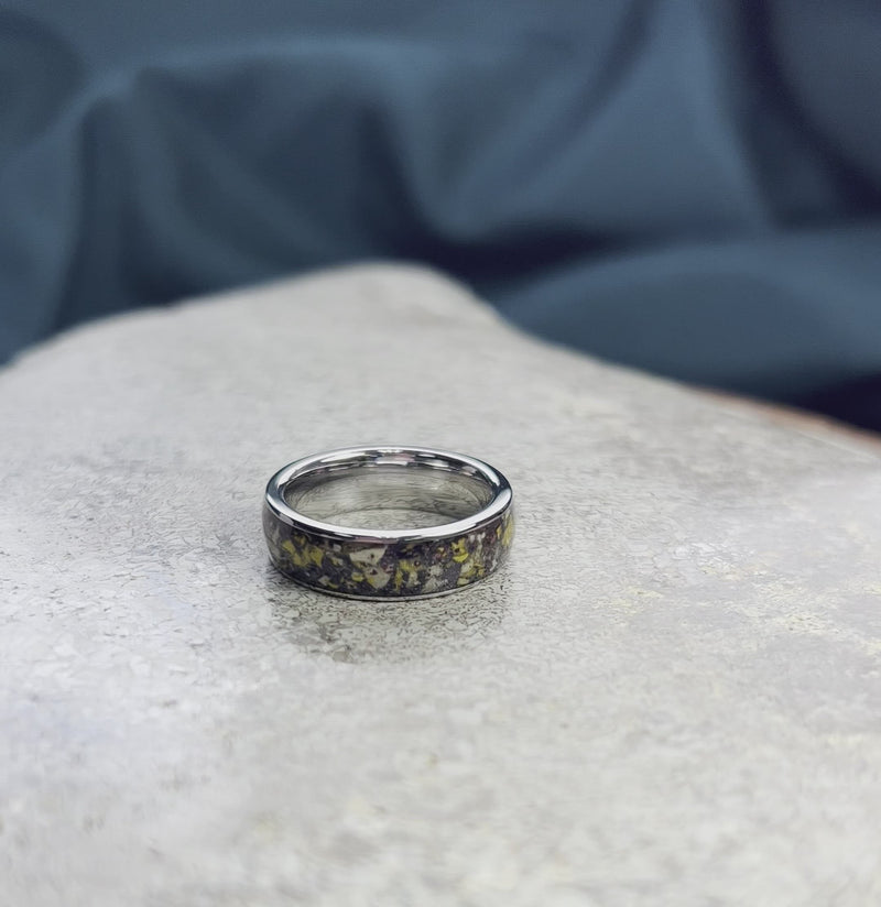 Titanium Ring With Flower Petals