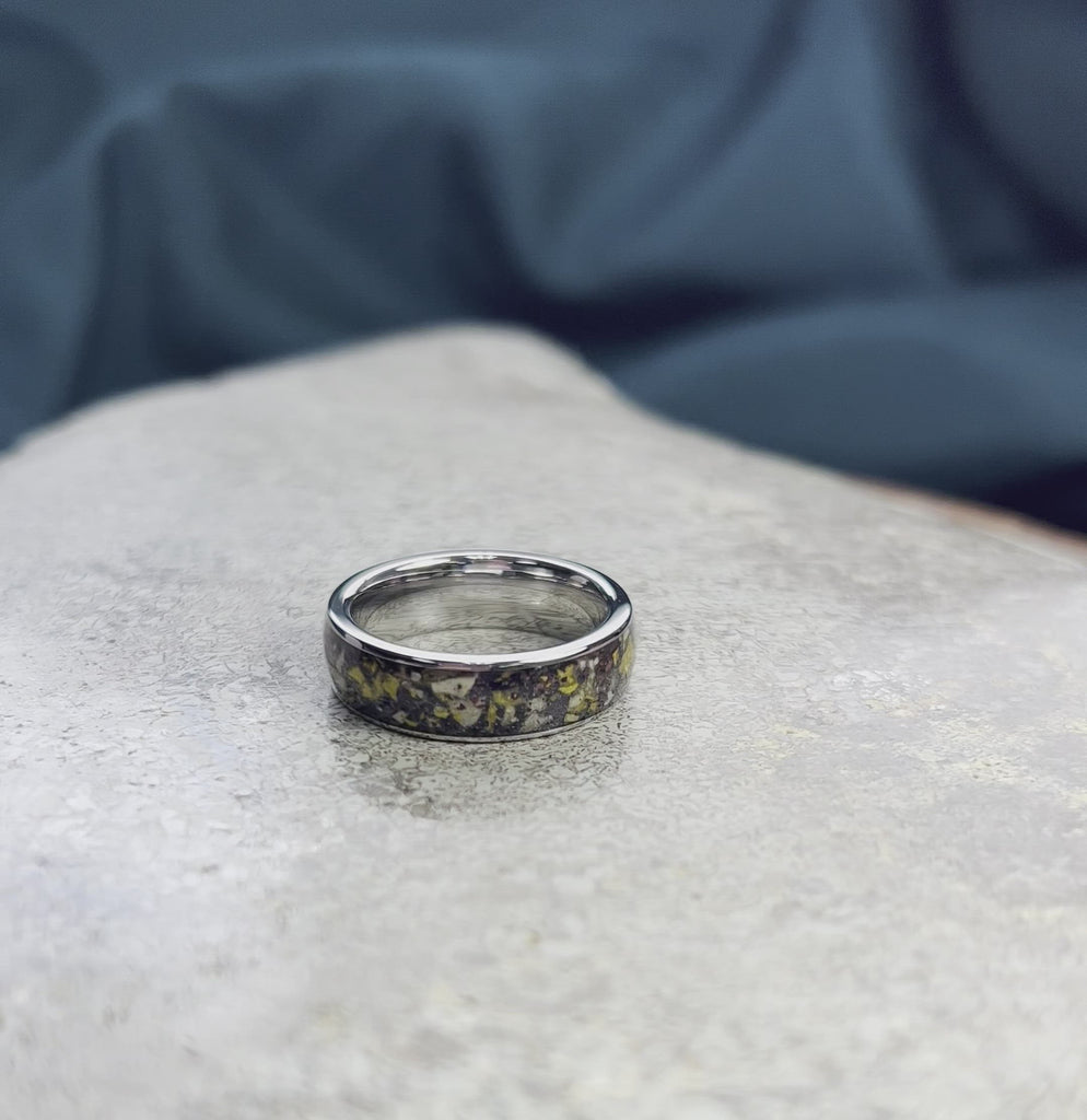 Titanium Ring With Flower Petals