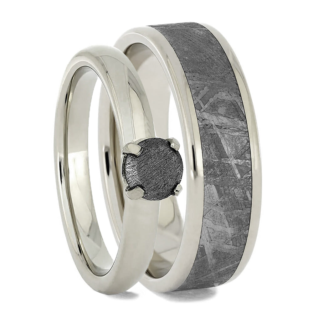 Matching Meteorite Rings in Solid Gold