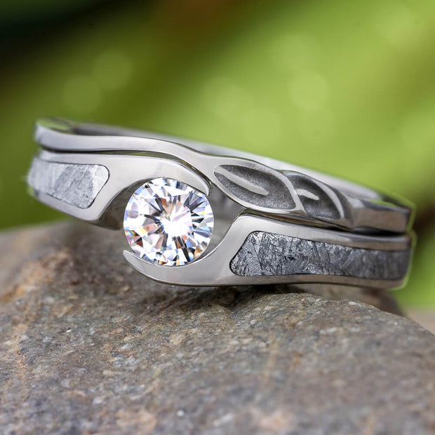 Engagement Ring & Matching Wedding Band Set With Leaf Accents