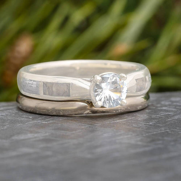 Curved White Gold Ring