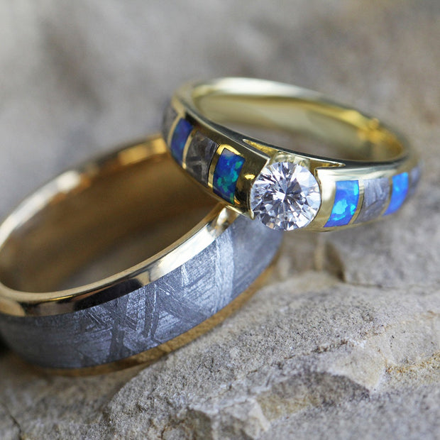 Unique Gold Wedding Ring Set