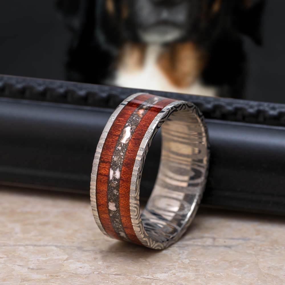 Memorial Ring with Bloodwood in Damascus Sleeve - Jewelry by Johan