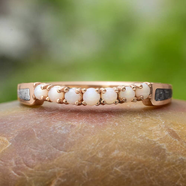 Meteorite and Opal Shadow Band