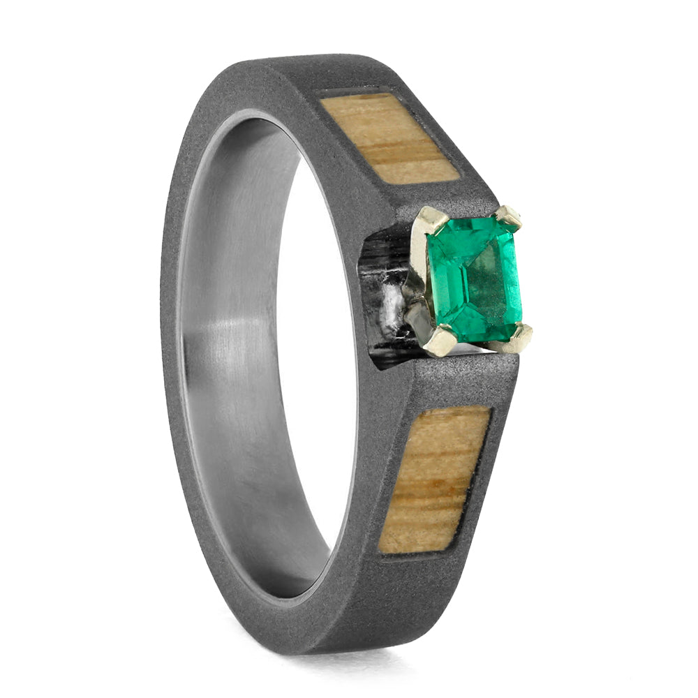 Emerald Ring with Oak Wood Panels and a Sandblasted Titanium-1836 - Jewelry by Johan