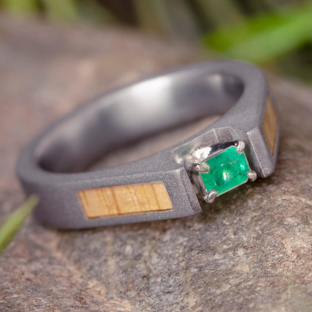 Emerald Ring with Oak Wood Panels and a Sandblasted Titanium-1836 - Jewelry by Johan