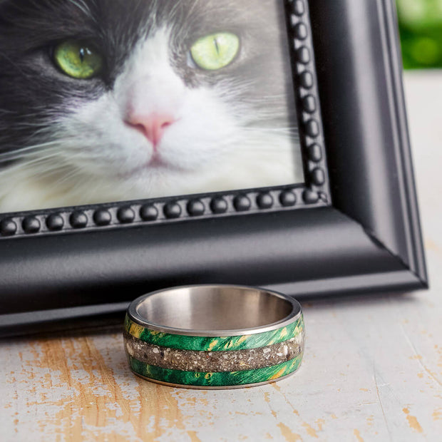 Remembrance Ring With Green Box Elder Burl And Ashes-3351 - Jewelry by Johan