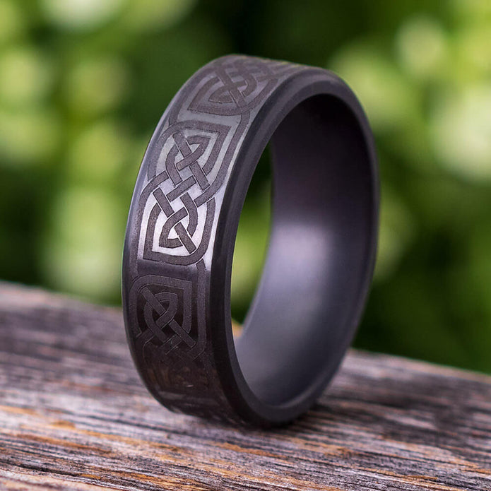 Elysium Ring with Celtic Knot Engraving Jewelry By Johan